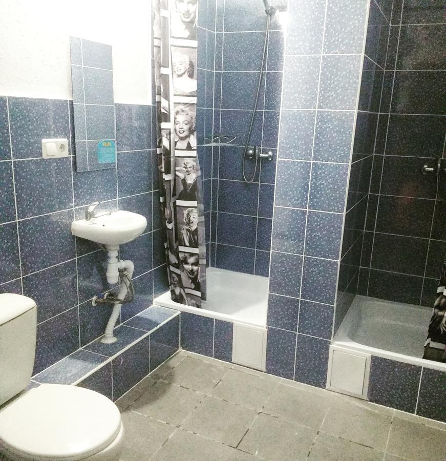 Yourhostel Saperka Kiev Ngoại thất bức ảnh